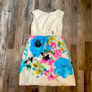 Kay Unger New York dress.